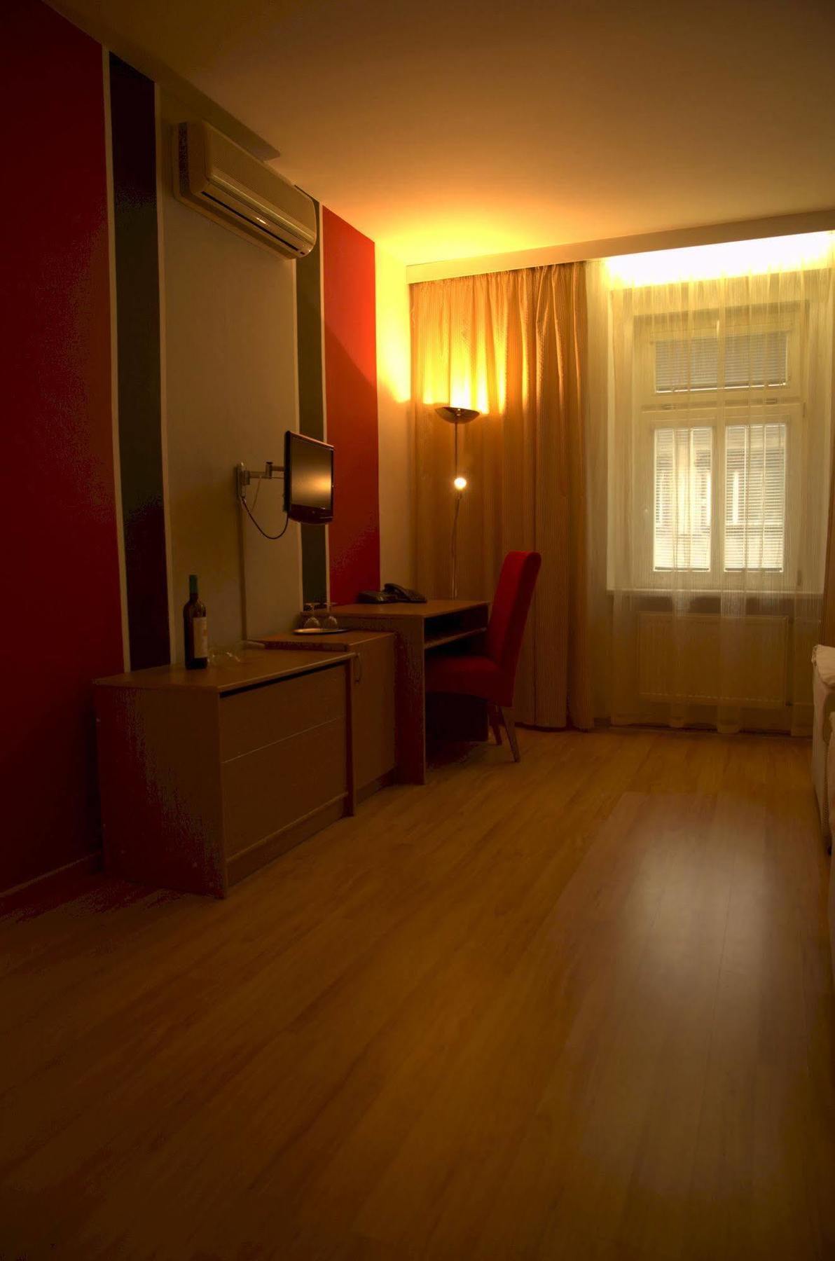 טפליצה Hotel Payer מראה חיצוני תמונה