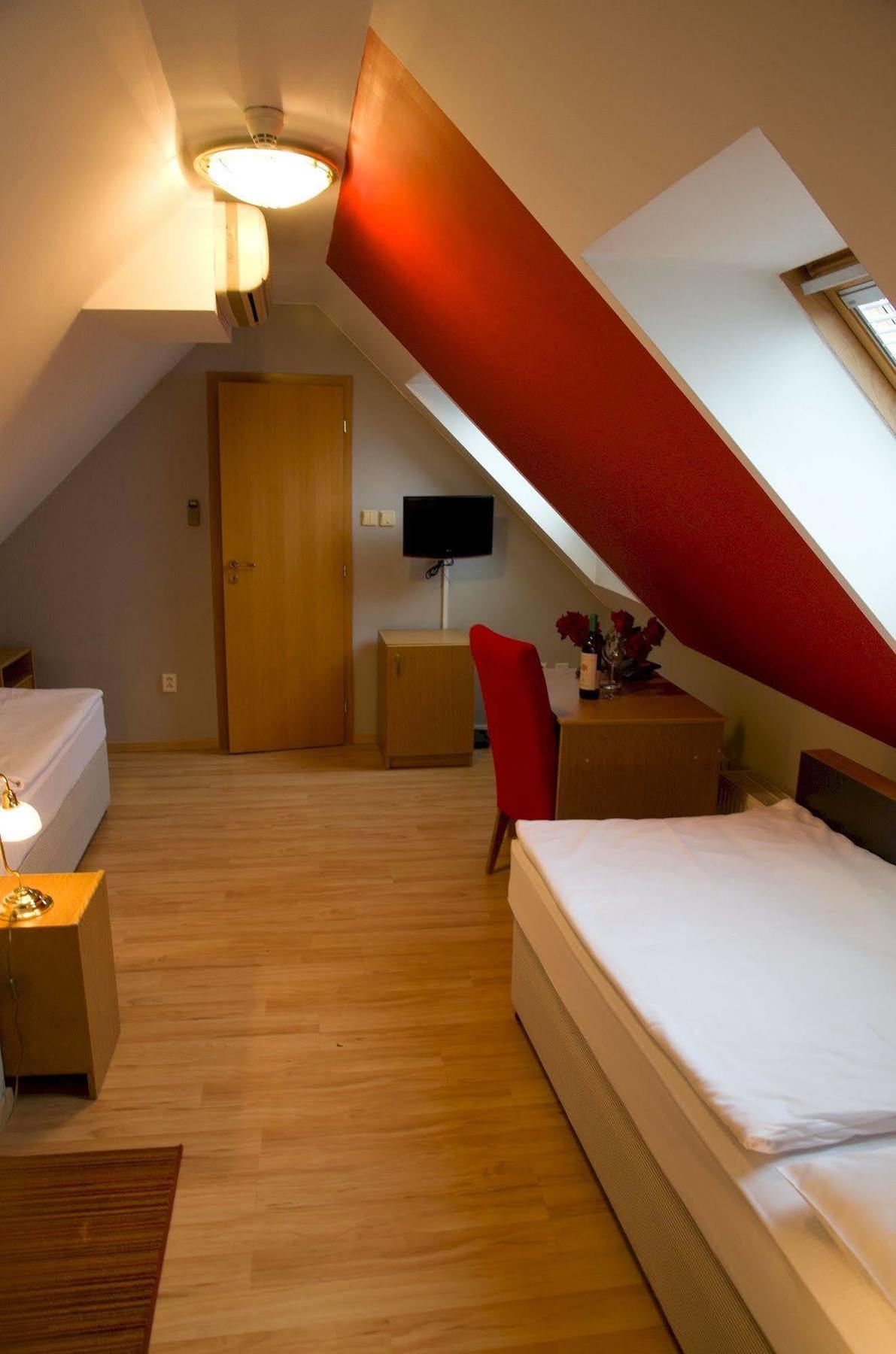 טפליצה Hotel Payer מראה חיצוני תמונה